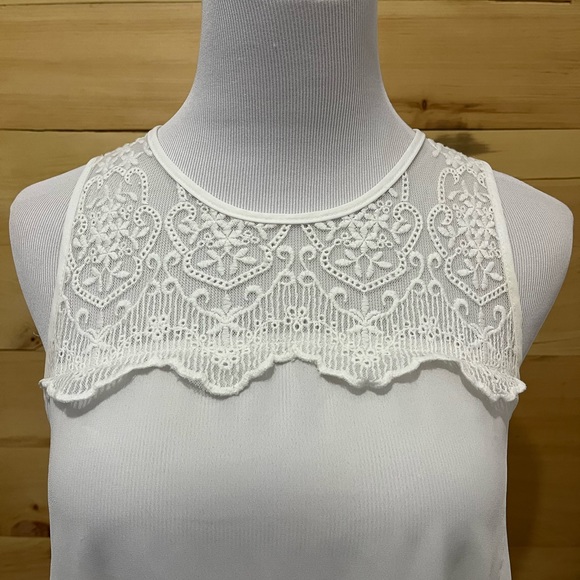 High neck lace sleeveless tank top blouse Size M - Picture 3 of 7